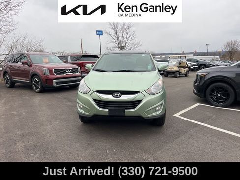 Used 2011 Hyundai Tucson Limited w/ Premium Pkg 3 image 2