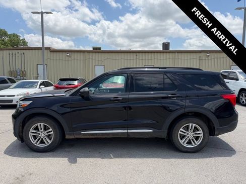 Used 2020 Ford Explorer XLT AWD/4WD image 4