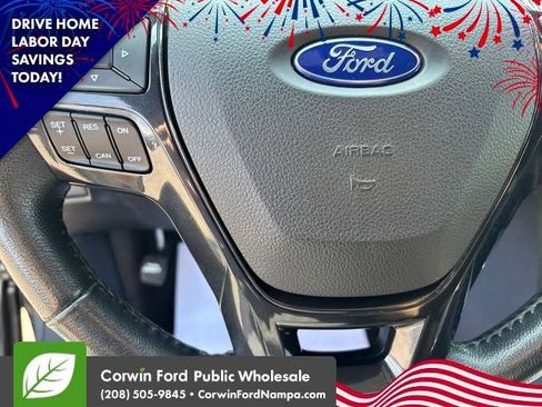 Used 2017 Ford Explorer XLT w/ Equipment Group 202A AWD/4WD image 15