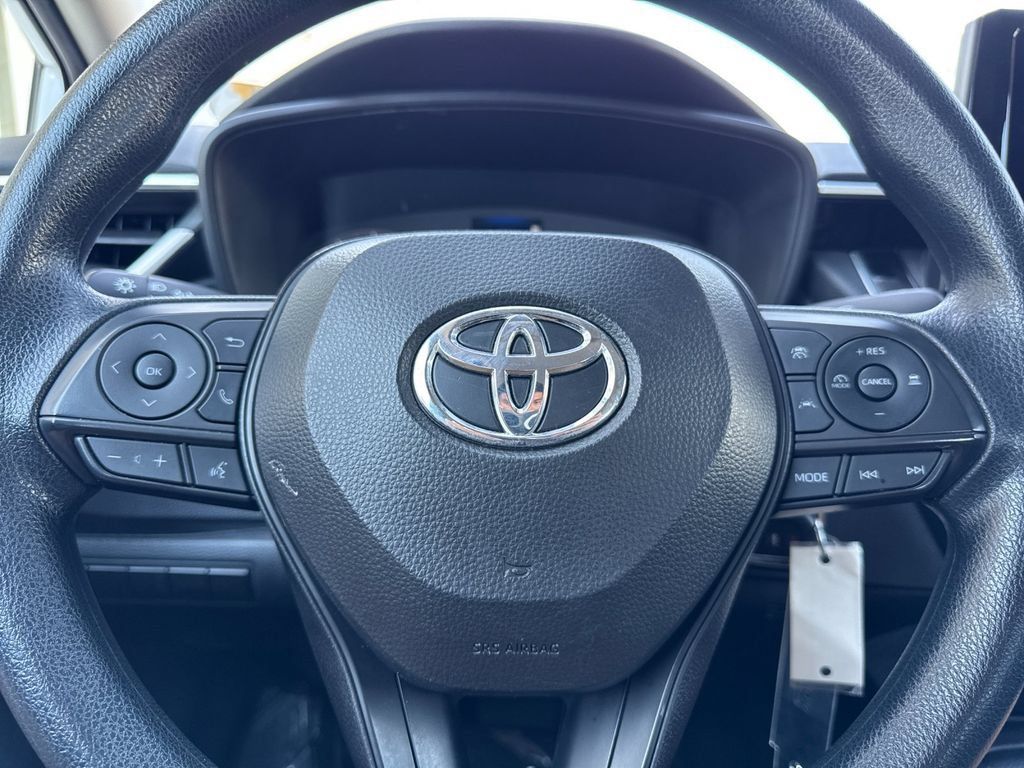 Used 2024 Toyota Corolla LE FWD image 20