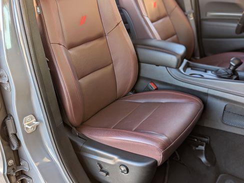 Used 2023 Dodge Durango R/T image 24