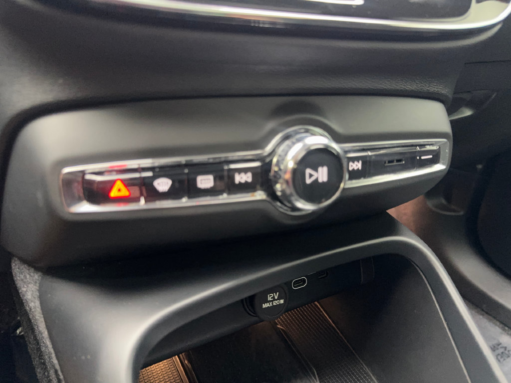 Used 2023 Volvo C40 P8 Recharge Ultimate AWD/4WD image 67