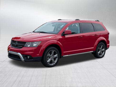 Used 2017 Dodge Journey Crossroad w/ Popular Equipment Group AWD/4WD image 3