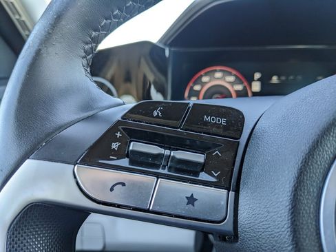 Used 2024 Hyundai Elantra Limited image 26