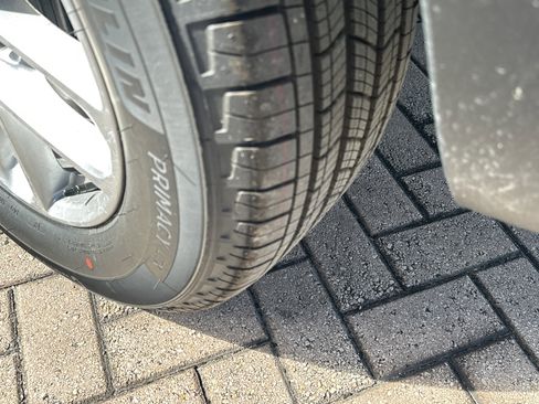 New 2026 Jeep Grand Cherokee Laredo X image 14