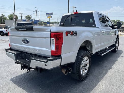 Used 2018 Ford F250 Lariat w/ Chrome Package AWD/4WD image 5