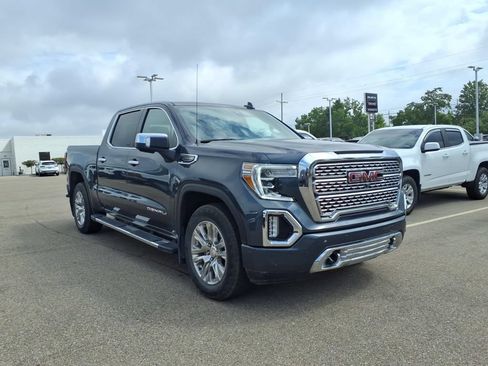 Used 2021 GMC Sierra 1500 Denali w/ Technology Package AWD/4WD image 3