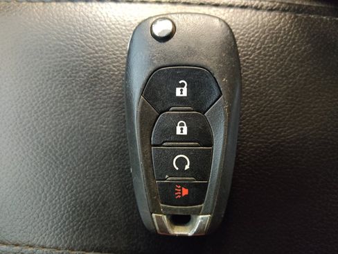 Used 2019 Chevrolet Cruze LT FWD image 32