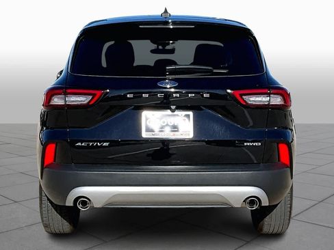 Used 2025 Ford Escape Active AWD/4WD image 9
