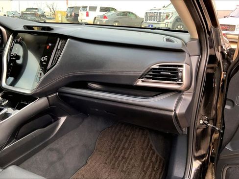 Used 2023 Subaru Outback Limited image 18