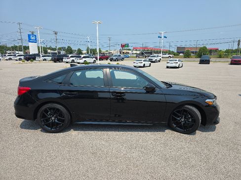 Used 2024 Honda Civic Sport image 7