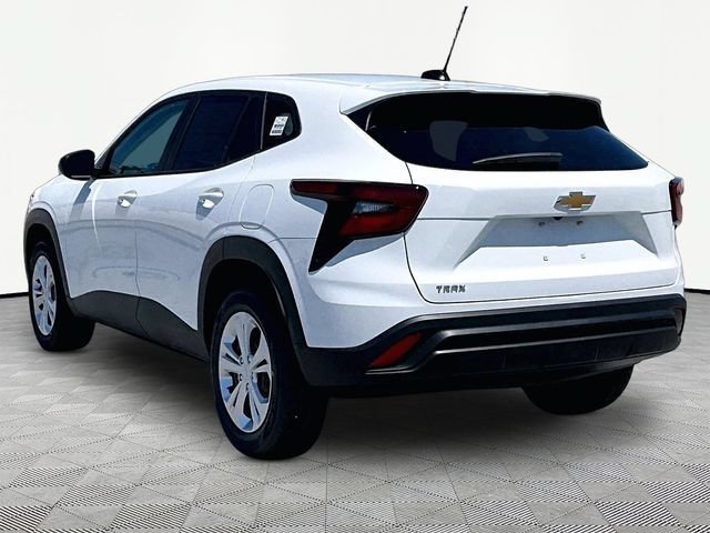 New 2026 Chevrolet Trax LS FWD image 4