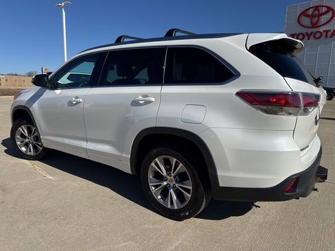 Used 2014 Toyota Highlander XLE image 5