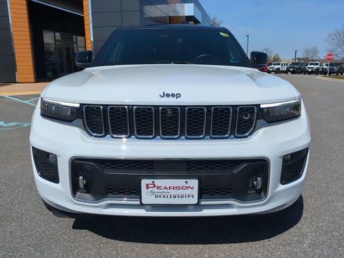 Used 2022 Jeep Grand Cherokee L Overland w/ Advanced Protech Group III image 9