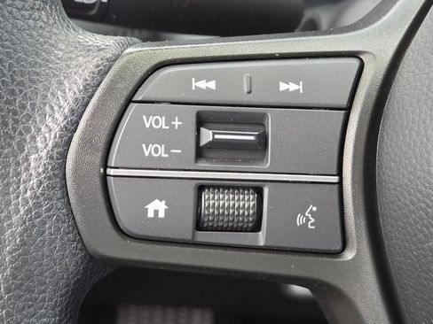 Used 2026 Honda HR-V LX image 18