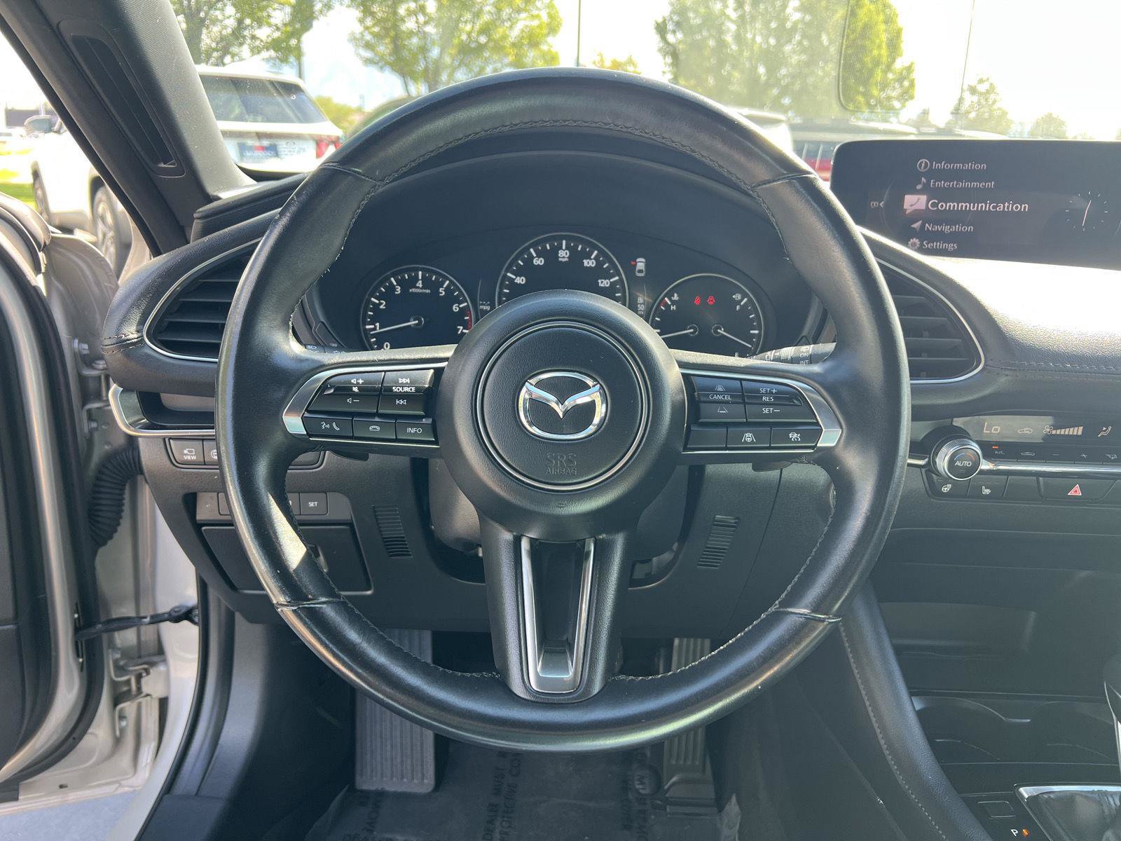 Used 2024 MAZDA MAZDA3 Hatchback w/Premium Plus Pkg AWD/4WD image 6