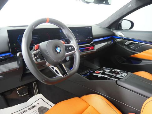 Certified 2025 BMW M5 w/ Carbon Package image 18