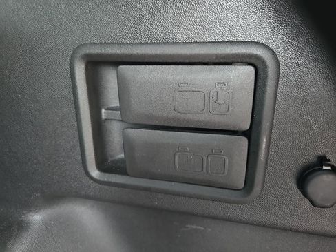 Used 2021 GMC Terrain SLT w/ LPO, Floor Liner Package AWD/4WD image 53