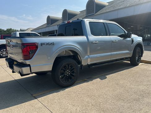 New 2026 Ford F150 XLT w/ Equipment Group 302A MID AWD/4WD image 8