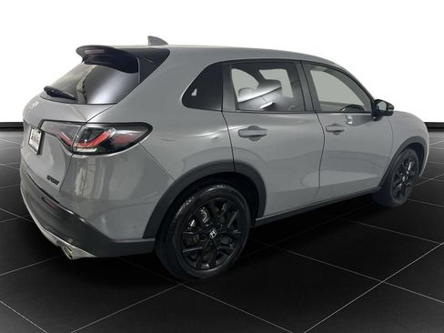 Used 2025 Honda HR-V Sport image 5