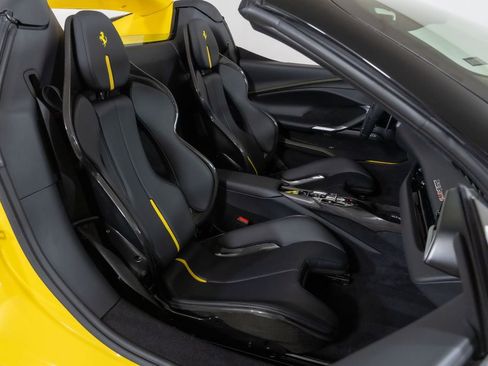 Used 2025 Ferrari 296 GTS Base image 42