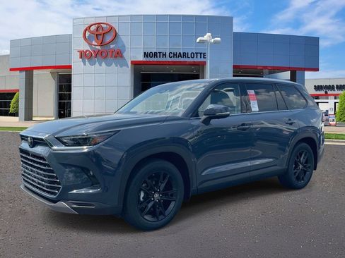 New 2026 Toyota Grand Highlander FWD image 4