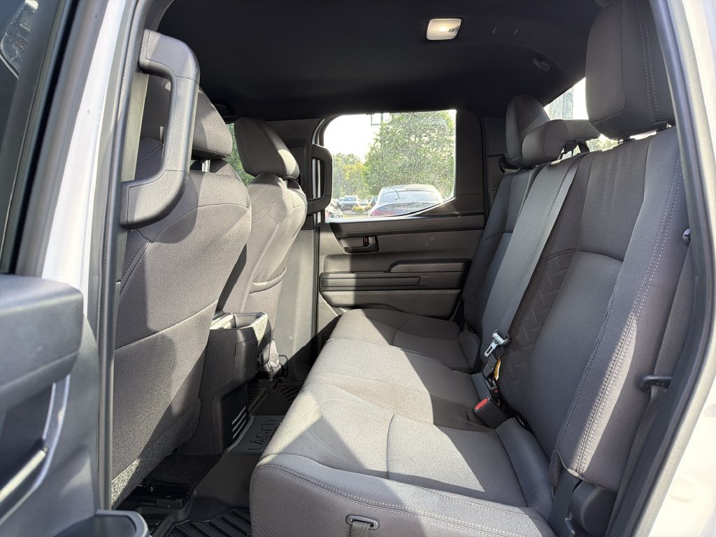 Used 2025 Toyota Tacoma SR5 AWD/4WD image 13