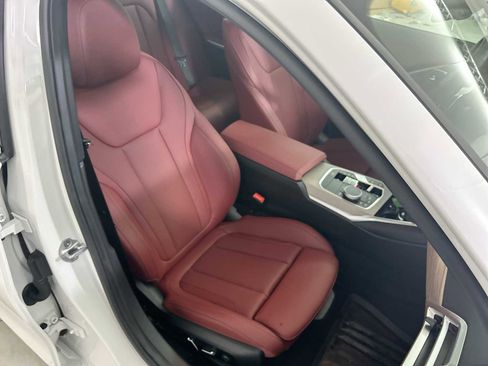 Used 2025 BMW 330i xDrive Sedan w/ Convenience Package image 26