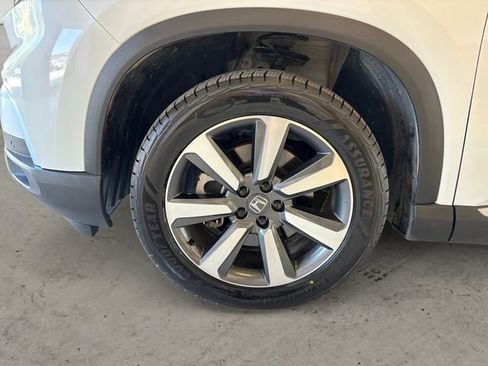 Used 2023 Honda Pilot Touring image 15
