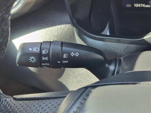 Used 2025 Toyota Tundra Limited AWD/4WD image 16