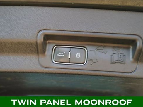 Used 2022 Ford Explorer ST-Line image 6