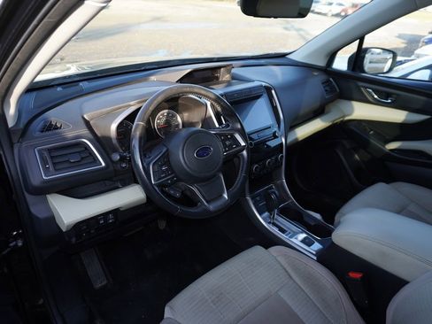 Used 2019 Subaru Ascent Premium w/ Popular Package #3 image 3