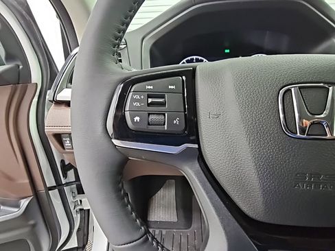 New 2026 Honda Odyssey Touring image 26