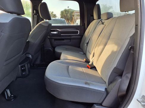 Used 2024 RAM 2500 Big Horn AWD/4WD image 18