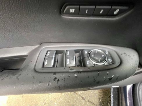 Certified 2025 Cadillac XT5 Premium Luxury image 23