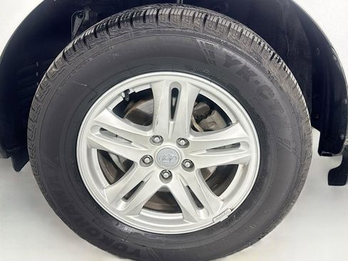 Used 2011 Hyundai Santa Fe GLS image 36