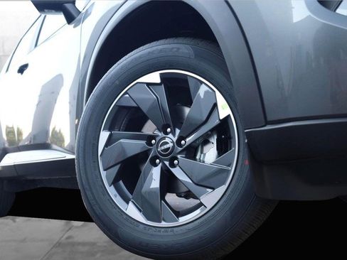 New 2026 Nissan Rogue SV w/ SV Premium Package image 3