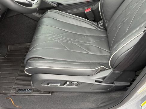 Certified 2026 Acura MDX SH-AWD w/ Advance Package image 13