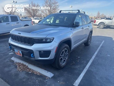 Used 2022 Jeep Grand Cherokee Trailhawk image 1