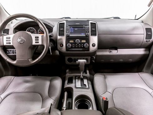 Used 2019 Nissan Frontier SL RWD image 18