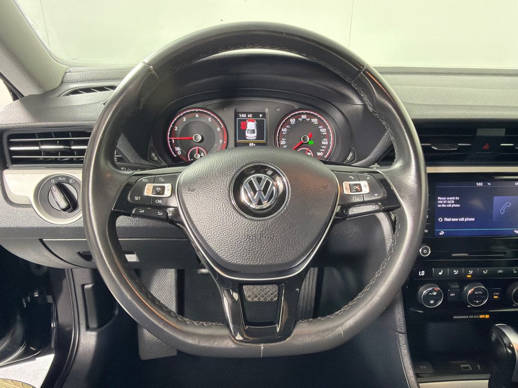 Used 2022 Volkswagen Passat 2.0T SE FWD image 15