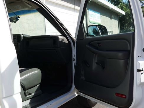 Used 2003 GMC Sierra 1500 W/T image 26