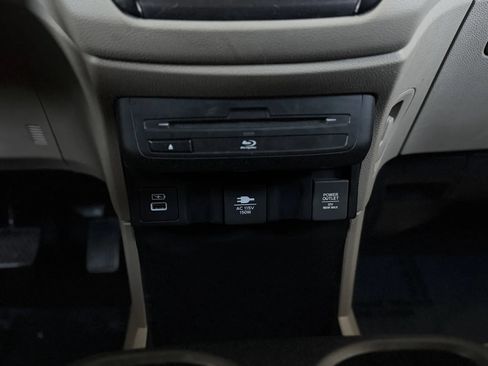 Used 2023 Honda Odyssey Touring image 39