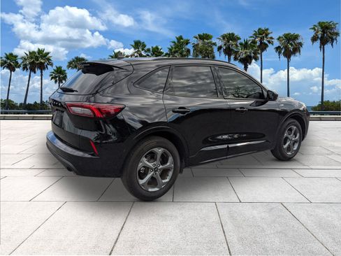 Used 2024 Ford Escape ST-Line w/ Tech Pack #1 image 8