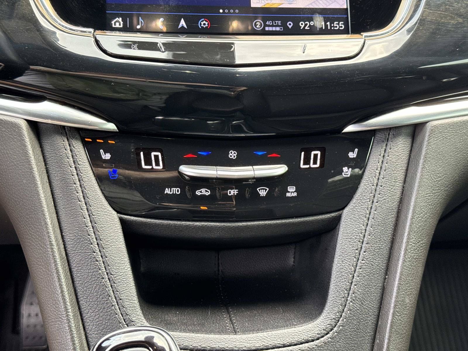 Certified 2024 Cadillac XT6 Premium Luxury w/ Technology Package FWD image 22