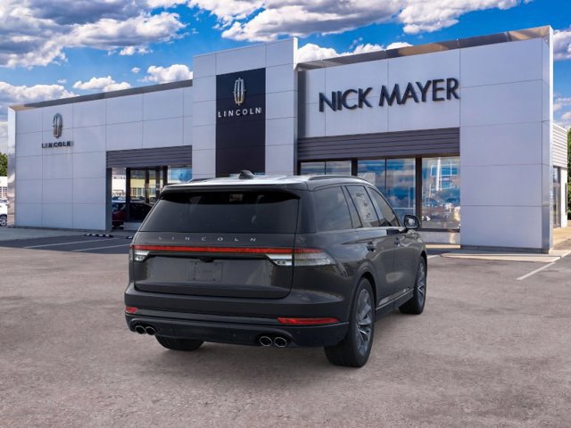 New 2026 Lincoln Aviator AWD w/ Jet Appearance Package image 10