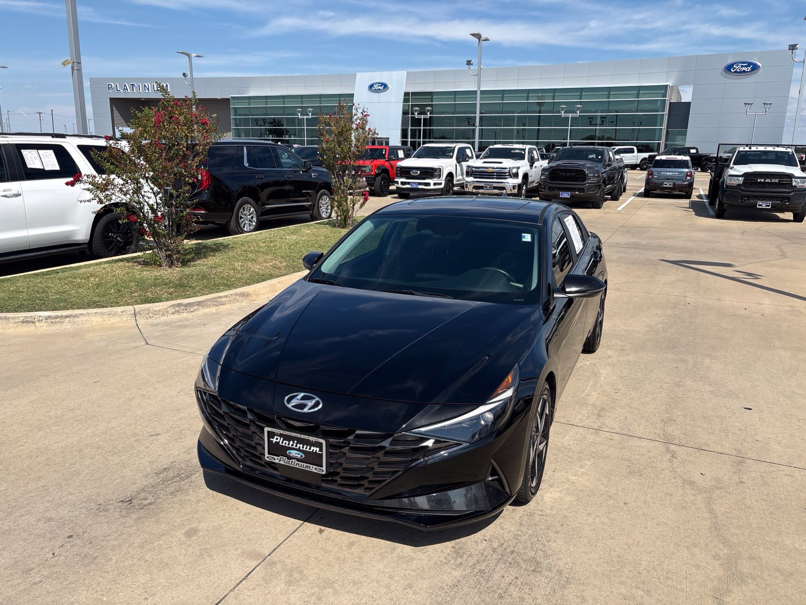Used 2023 Hyundai Elantra Limited w/ Preferred Accessory Package FWD 360° Tour