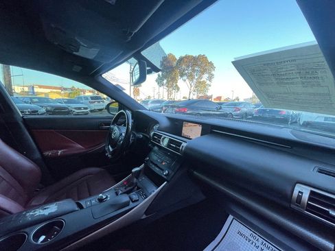 Used 2016 Lexus IS 200t image 12