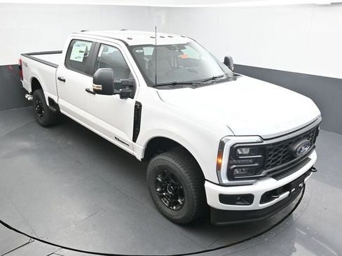 Certified 2026 Ford F250 XL w/ STX Appearance Package AWD/4WD image 17