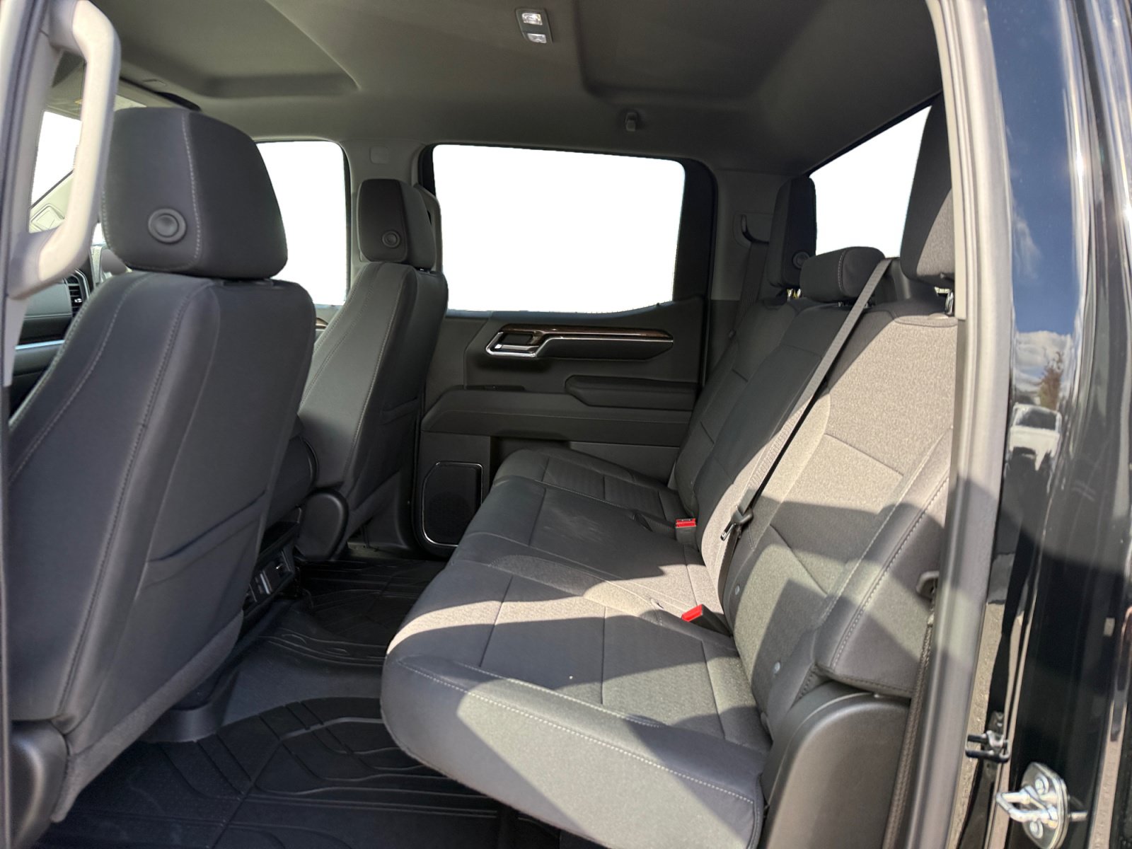 New 2026 Chevrolet Silverado 1500 RST w/ RST Select Package AWD/4WD image 16